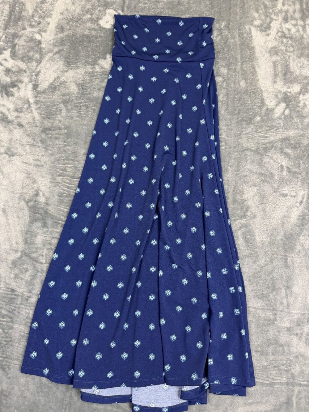 LuLaRoe Navy Blue Maxi Skirt With White Floral Pattern XXS